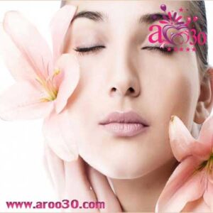 پاکسازی پوست صورت در خانه ، آرایشگاه یا پاکسازی کلینیکا